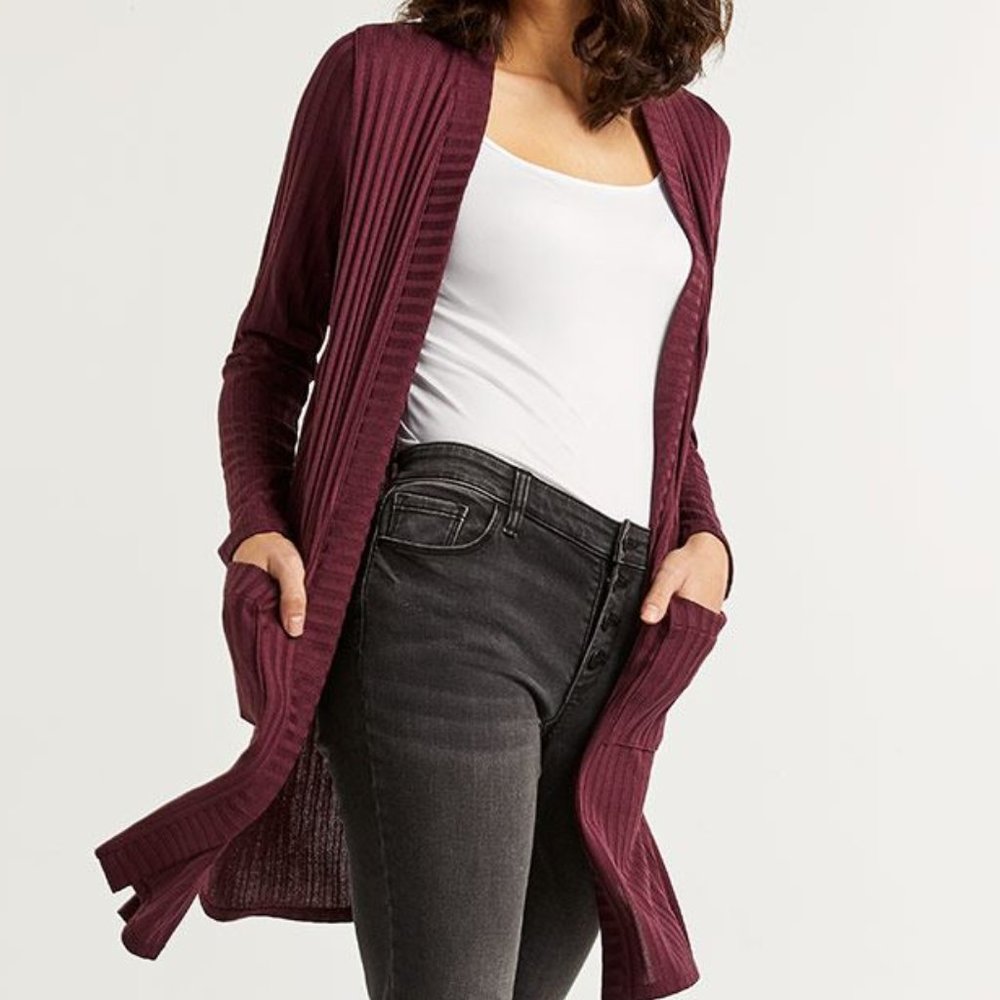 Burgundy/Fig Cardigan with Pockets in XS, M, XL - Picture 1 of 4